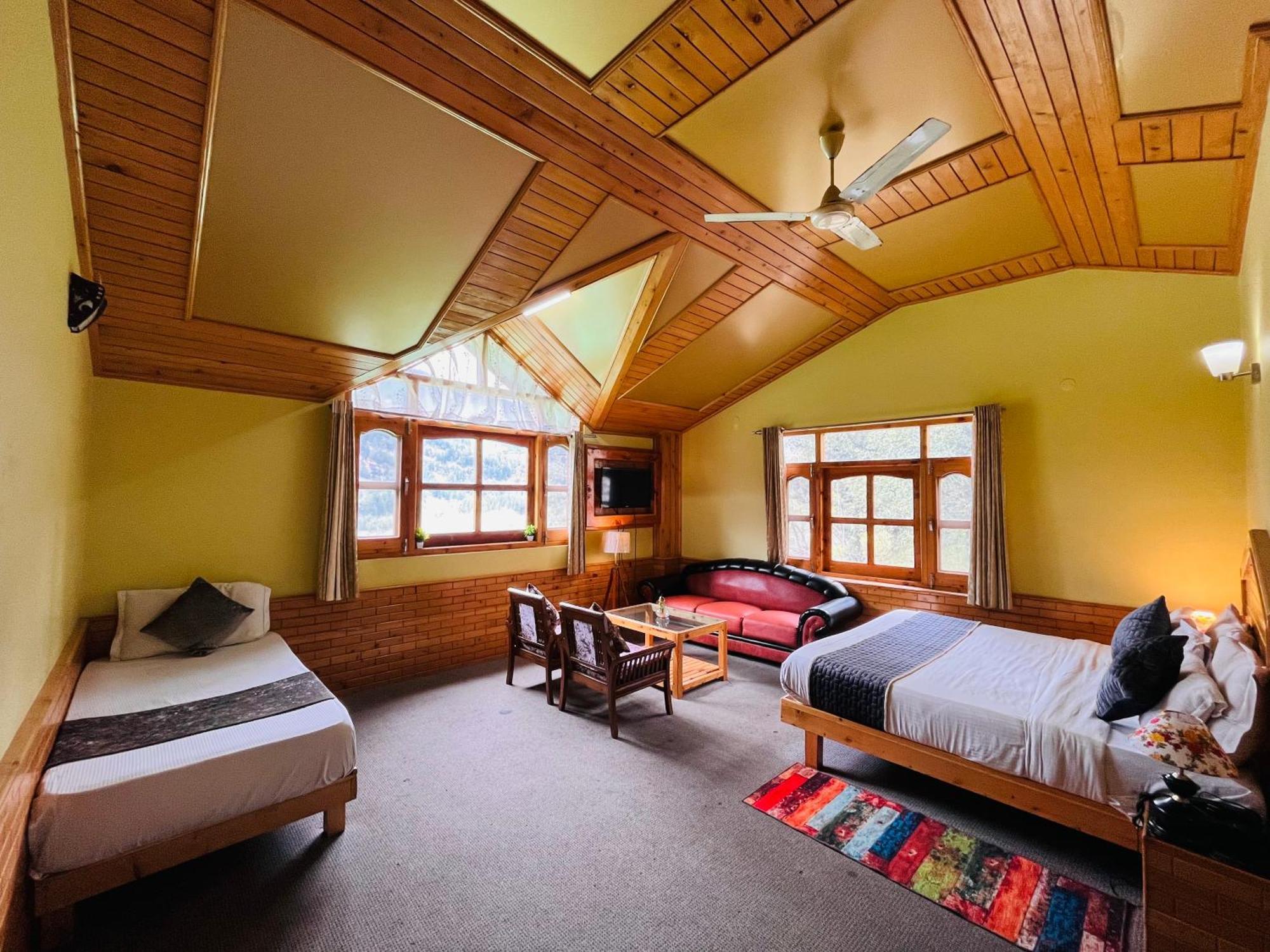 The Hollywood Vibes - #Riverview #Premium Rooms #Prime Location #Most Awarded #Parking #Top Rated #Open Terrace #Best Selling Hotel In Manali Экстерьер фото